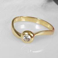 14K Gold 0.05 Ct. Solitaire Diamond Unique Wedding Ring Fine Jewelry