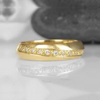 14K Gold 0.07 Ct. Diamond 5 mm Wide Wedding Band Ring Fine Jewelry